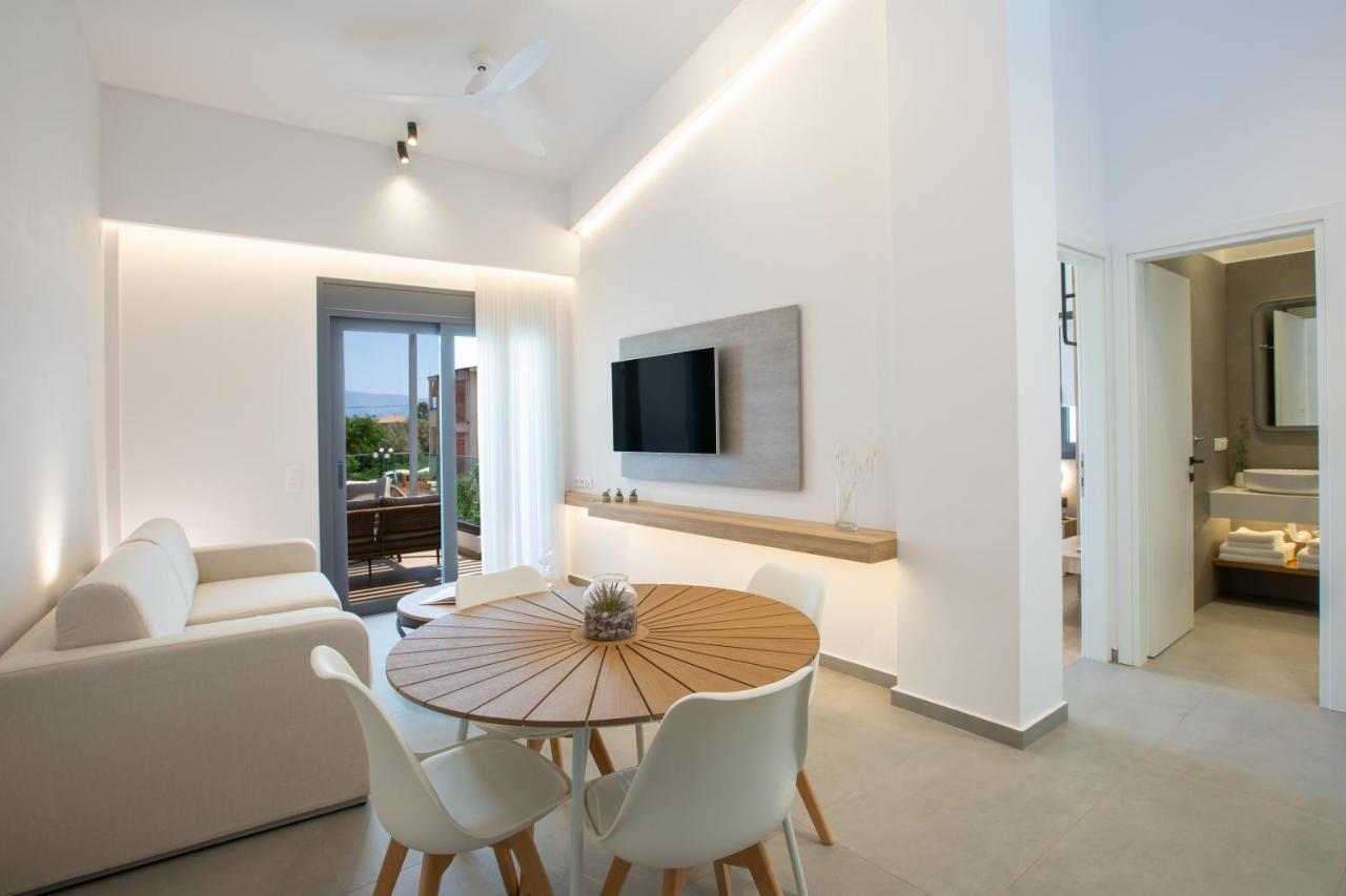 Elianthi Luxury Apartments Никиана Екстериор снимка